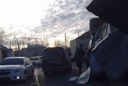 В Пензе грузовой автомобиль снес мост в Арбеково