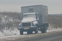 На трассе под Пензой почти месяц стоит брошенный грузовик