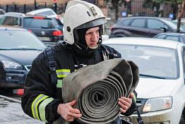 В Пензе при пожаре на пр. Строителей спасли 4 пенсионеров