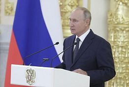 Состоялась встреча Владимира Путина с сенаторами РФ