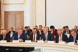 Белозерцев принял участие в заседании Совета при полпреде президента в ПФО 